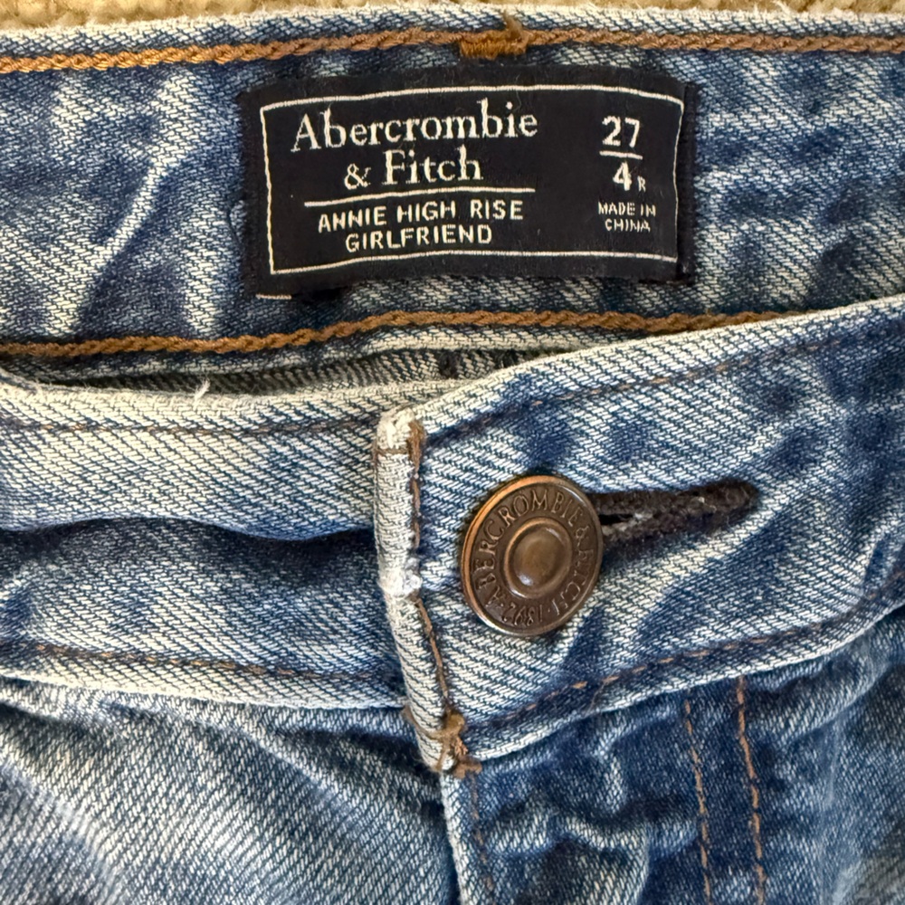 Abercrombie & Fitch Classic Blue Denim - Picture 2 of 3